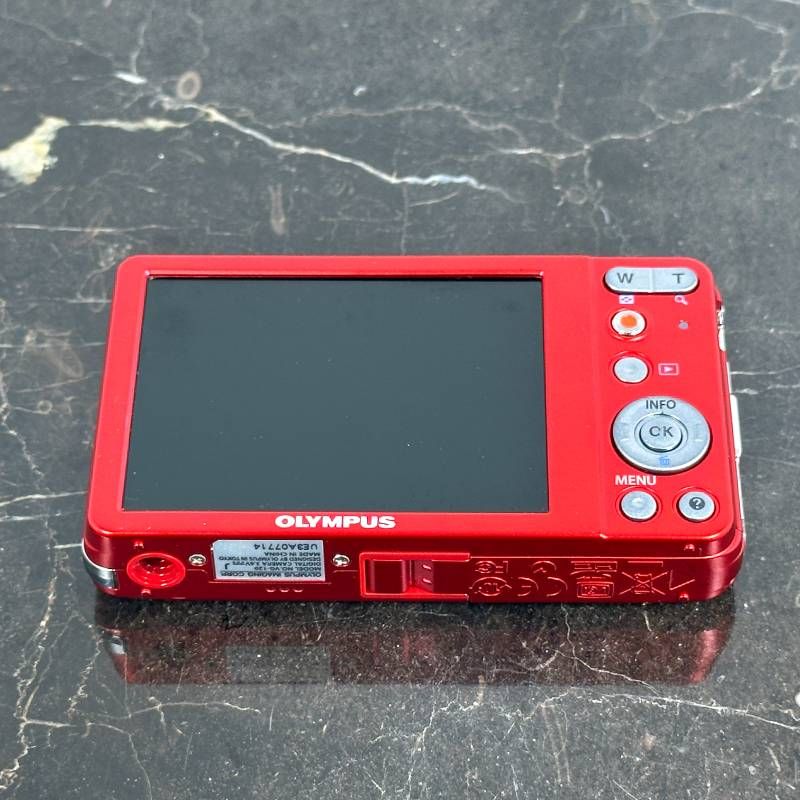 Olympus VG-120 レッド コンパクトデジタルカメラ 1400万画素 光学5倍