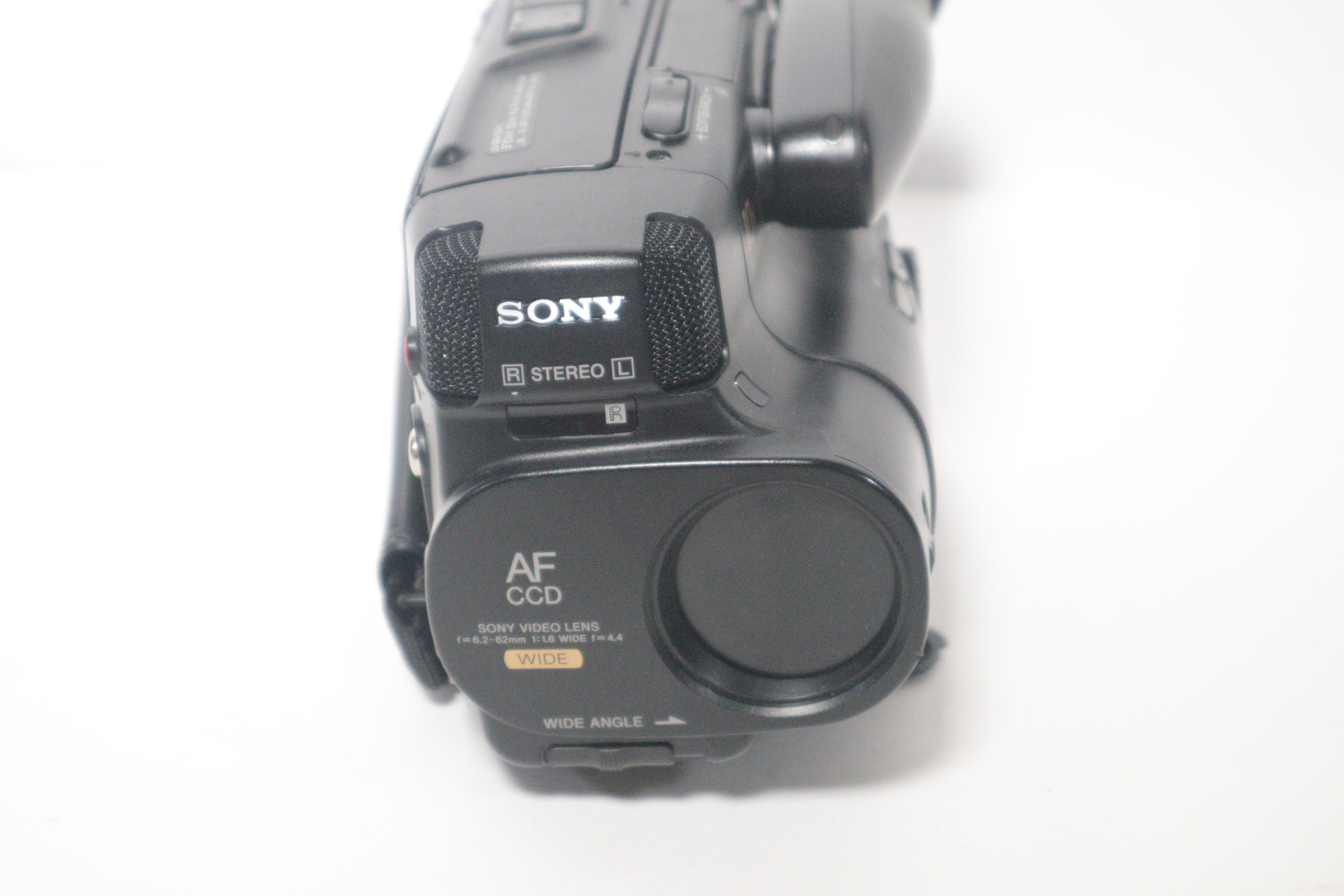 Sony CCD-TR61 Black Wide Angle 10x Hi-Fi Stereo 8 Video Camera