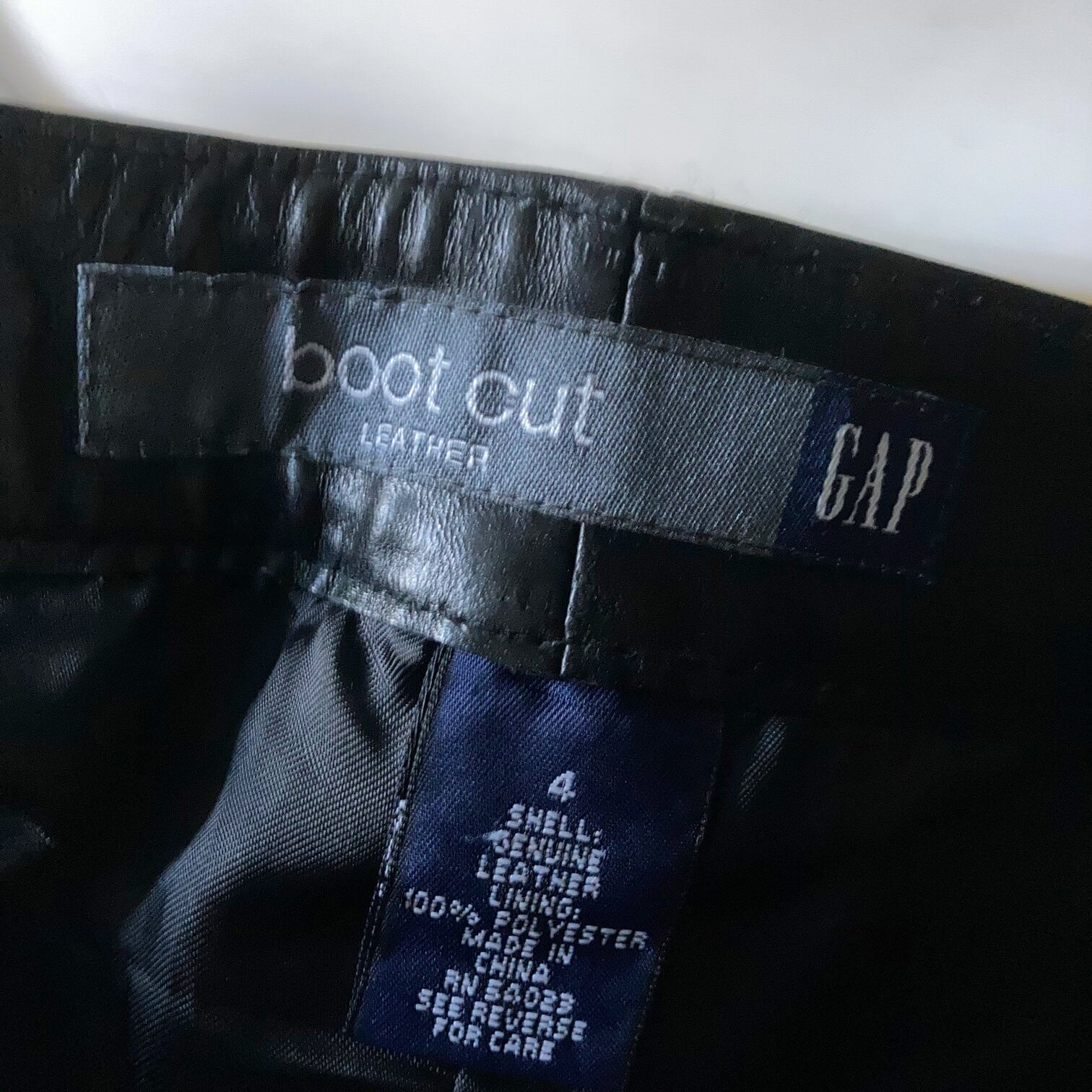 GAP ブーツカットレザーパンツ【1211A54】 | 【公式】Thrift Tokyo