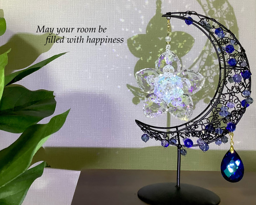 碧い月と神秘的な五芒星サクラメントフラワーの水晶結界サン