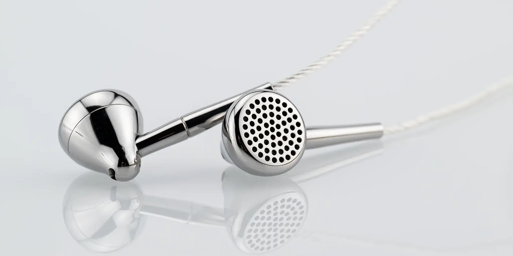 Moondrop Pavane Dynamic Universal IEMs | Bloom Audio
