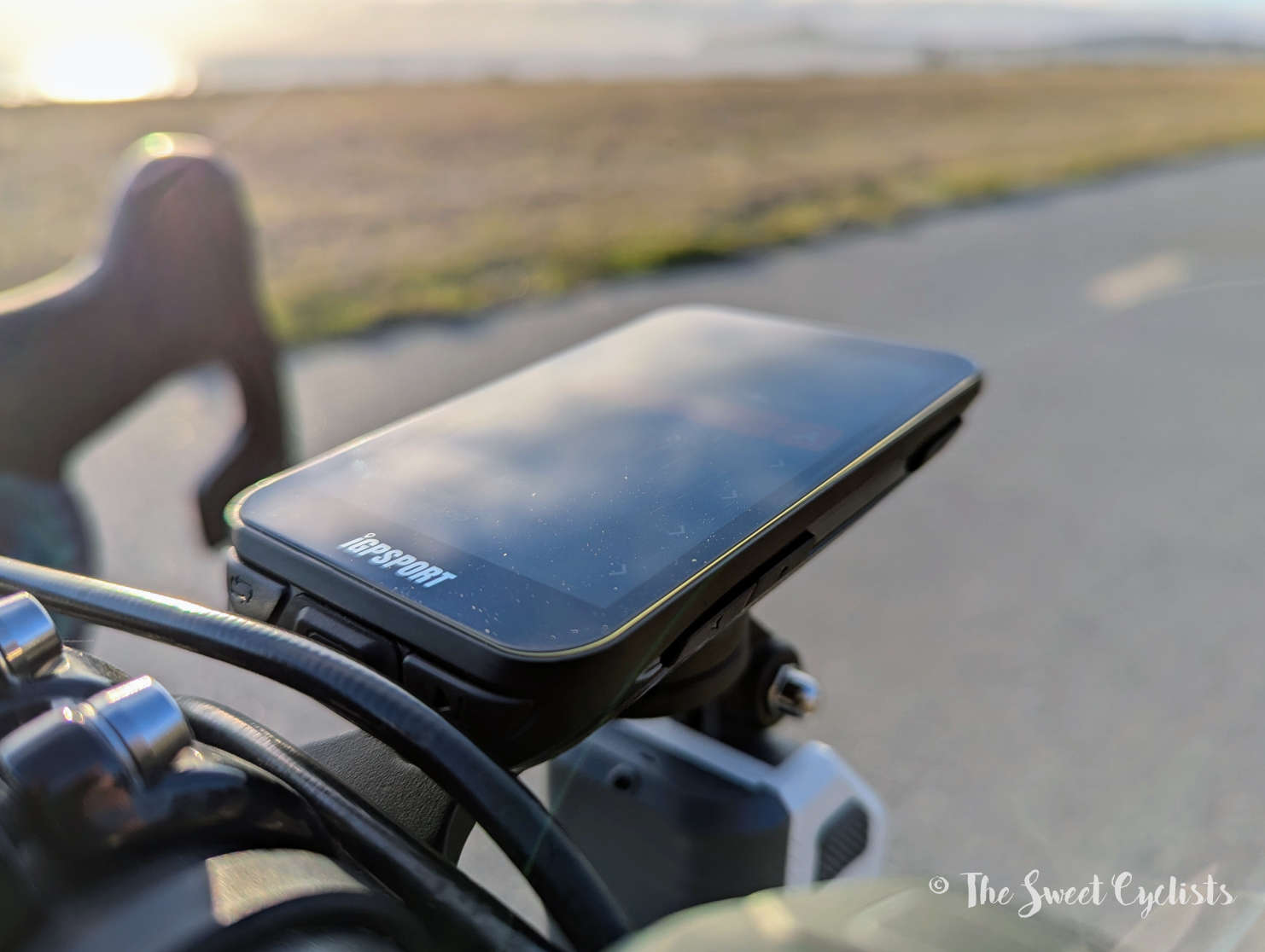 iGPSPORT iGS800 Bike GPS Cycling Computer Color Review