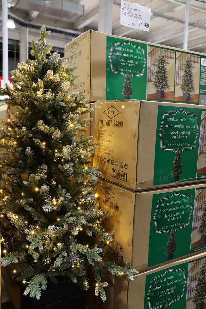 コストコ クリスマスの街 9曲の連続BGMとイルミネーション音量調整可能