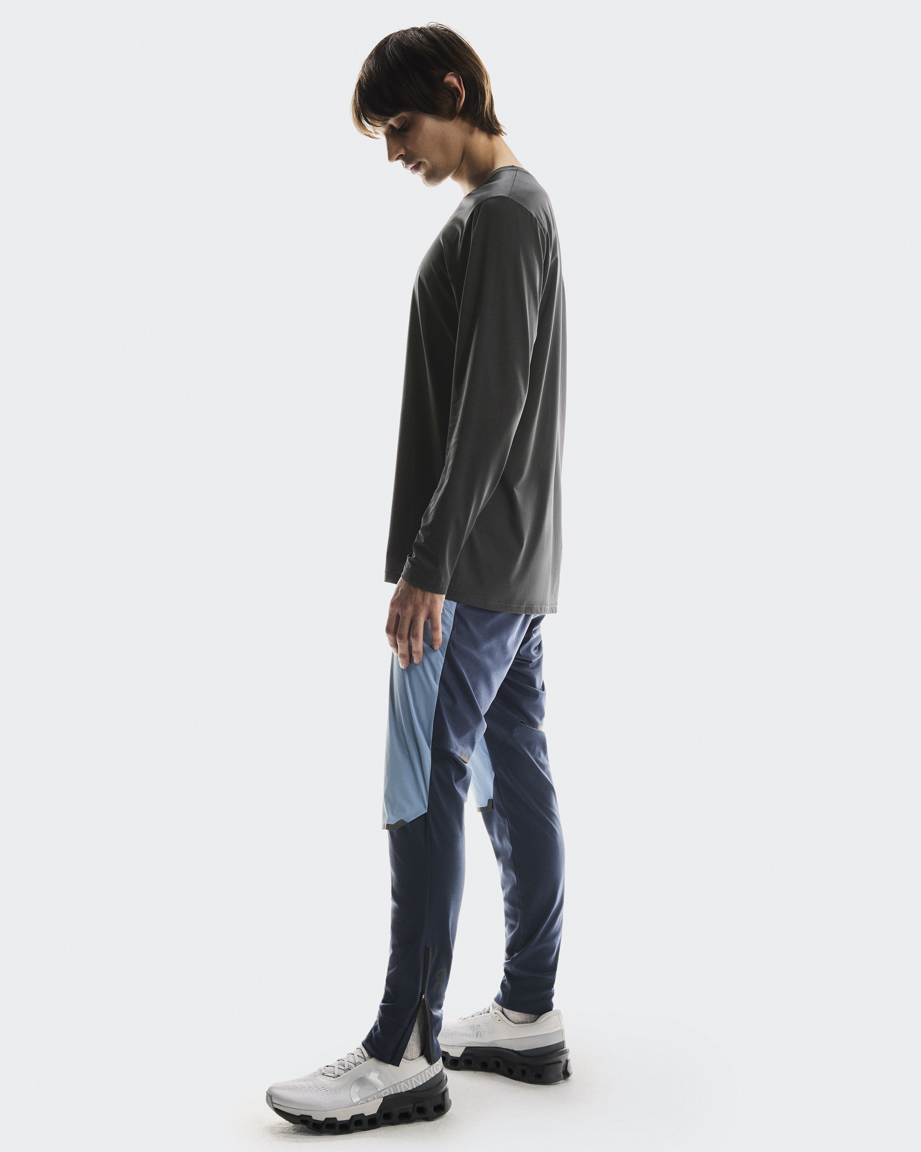 Weather Pants: Water-Repellent & Windproof Men's Pants | On Japan