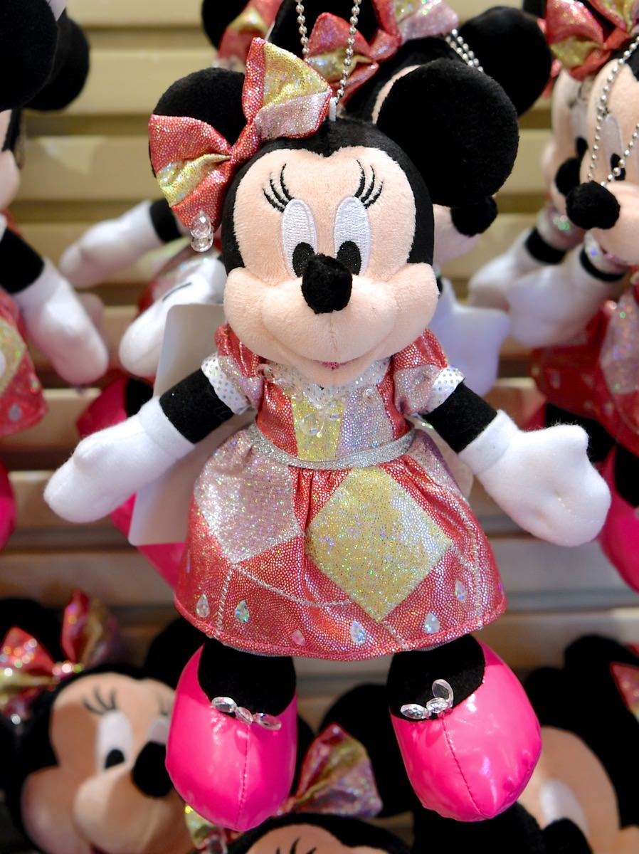 雨の日限定のパレード「ナイトフォール・グロウ」コスチューム！東京