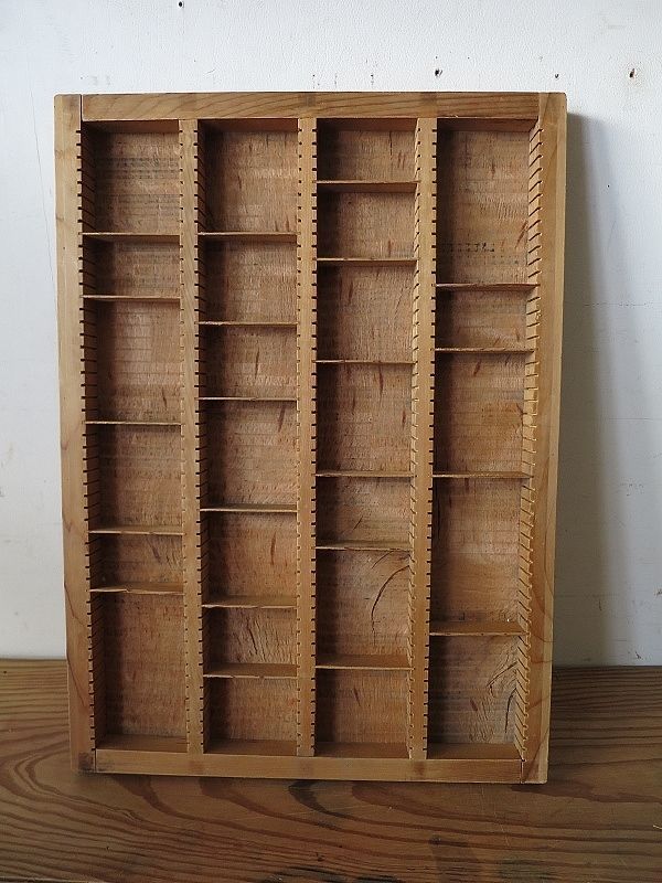 T【送料込み】活版印刷所から出た木の棚【古道具】【活版印刷】 T