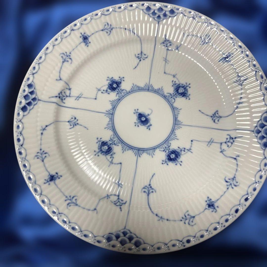 ロイヤルコペンハーゲン 27cmプレート 箱入り新品未使用 プリンセス プレート 27cm|ロイヤル コペンハーゲン 公式オンラインストア