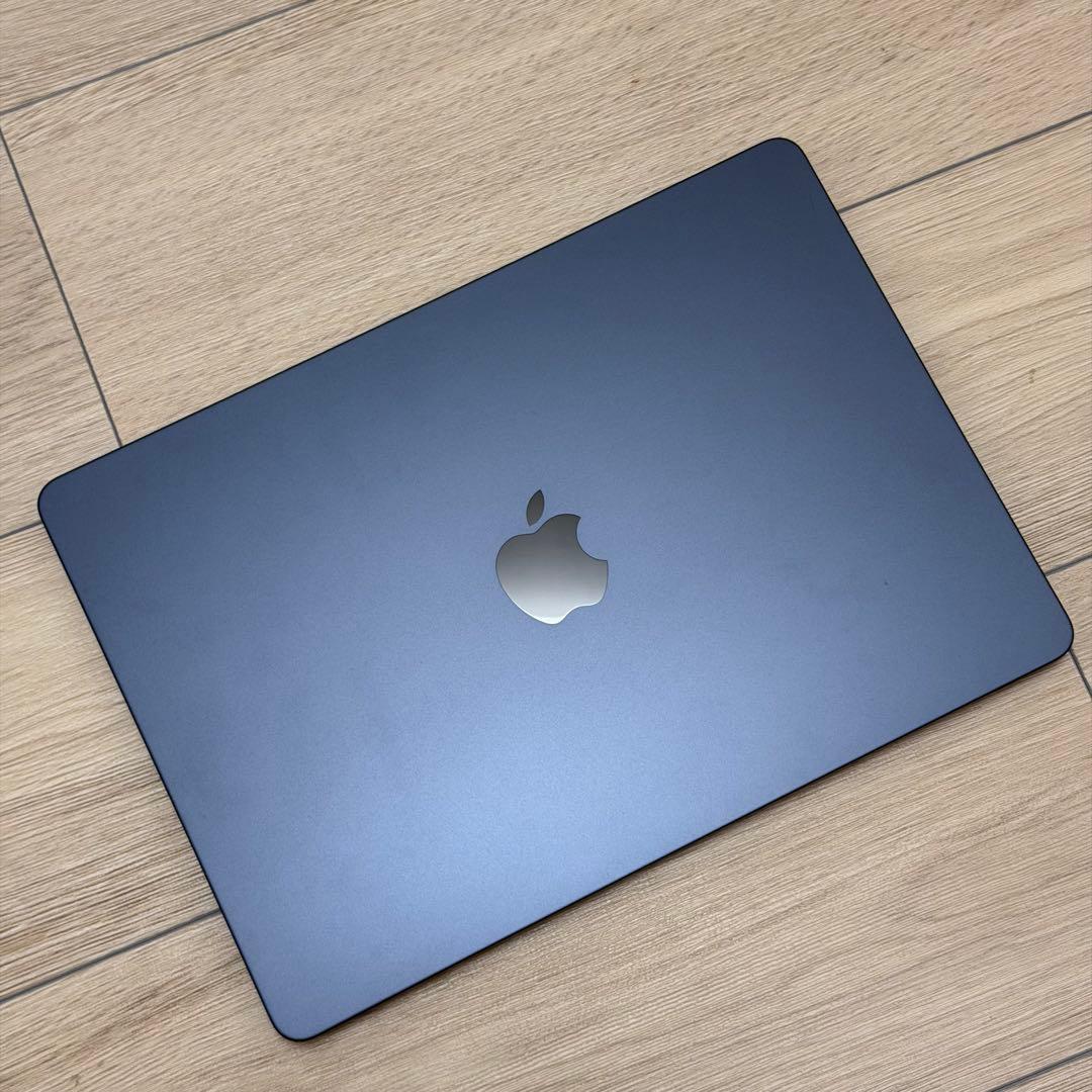 MacBook本体 M2 MacBook Air 256 Amazon.com: 2023 Apple MacBook Air with Apple M2 Chip with 8-Core