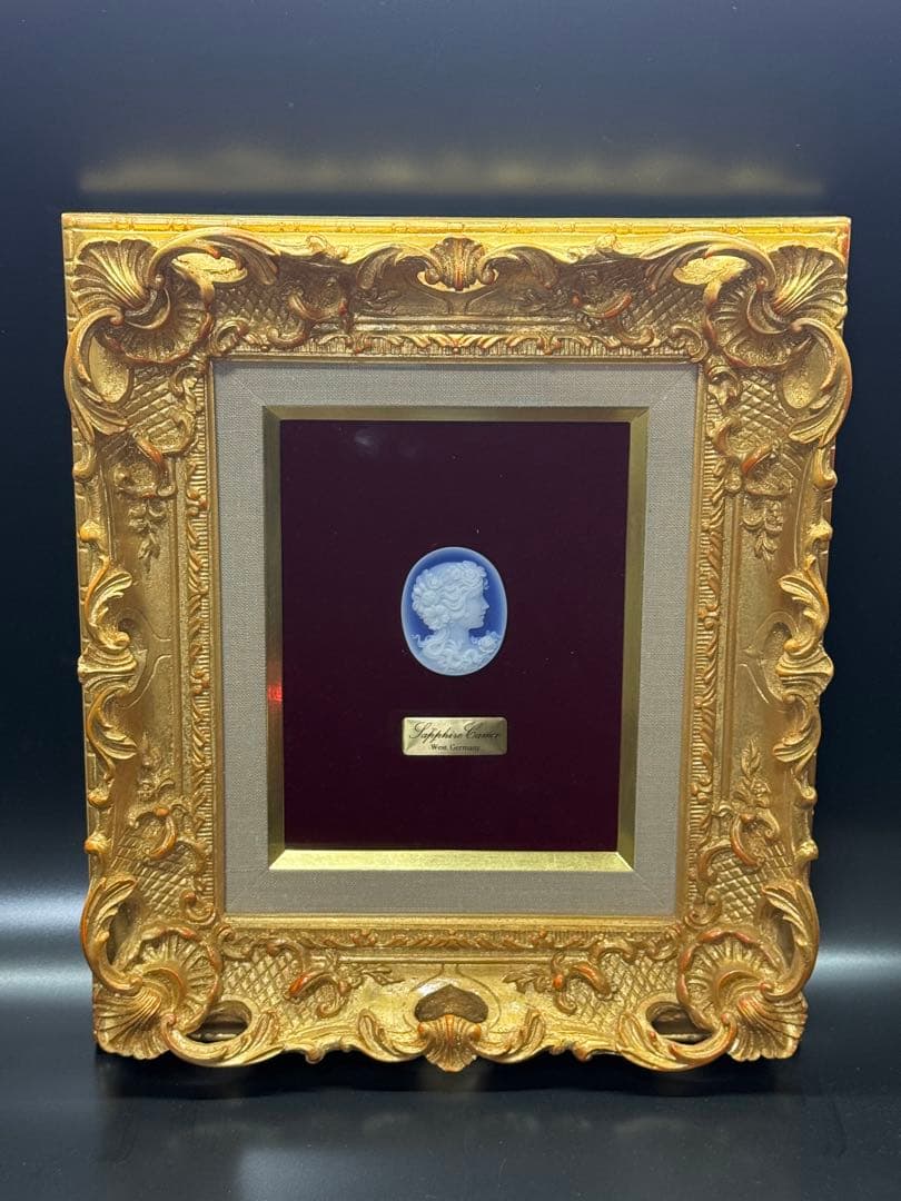 西ドイツ製 ストーンカメオ サファイアカメオ 貴婦人 彫刻 古径額装付 西ドイツ製 ストーンカメオ サファイアカメオ 貴婦人 彫刻 古径額装付