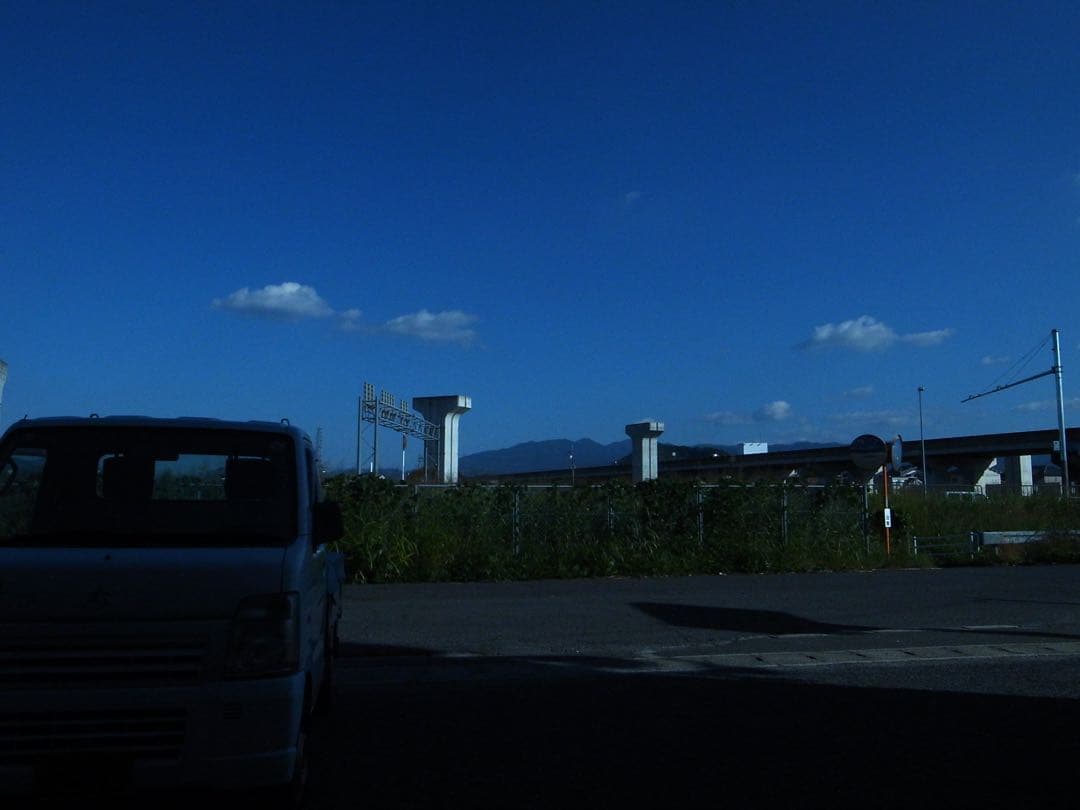 リコーGR DIGITAL III本体 + 専用レザーケースバッテリー2個付き