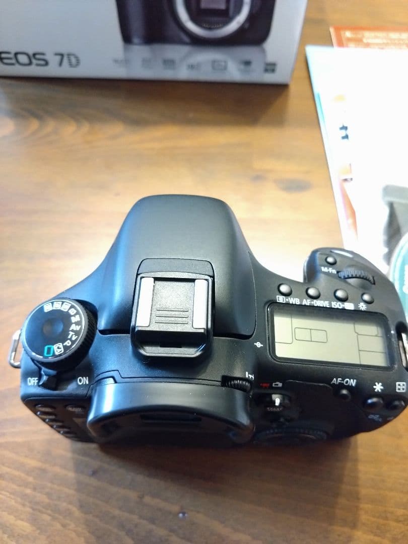 Canon EOS 7D デジタル一眼レフカメラ