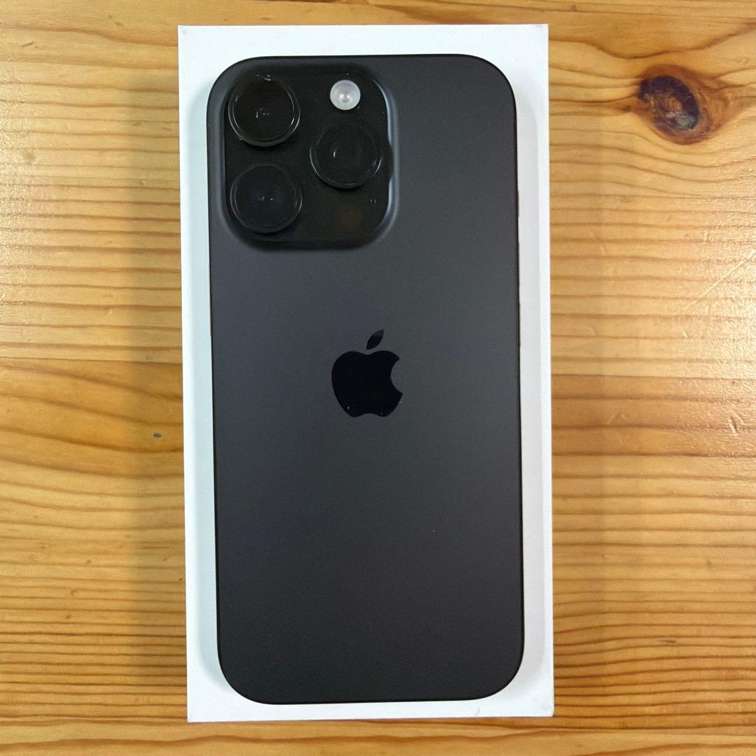 【美品】iPhone 16 Pro 256GB（ブラックチタニウム）SIMフリー iPhone 16 Pro 【新品未開封】iPhone 256GB SIMフリー [ブラック