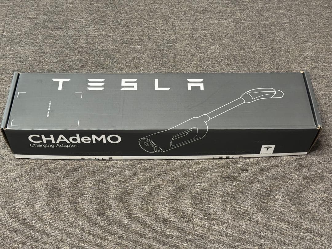 テスラ純正 CHAdeMOアダプター - メルカリ