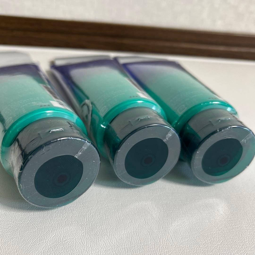 新品未開封品《LPLP》ヘアカラートリートメント ソフトブラック 3本セット