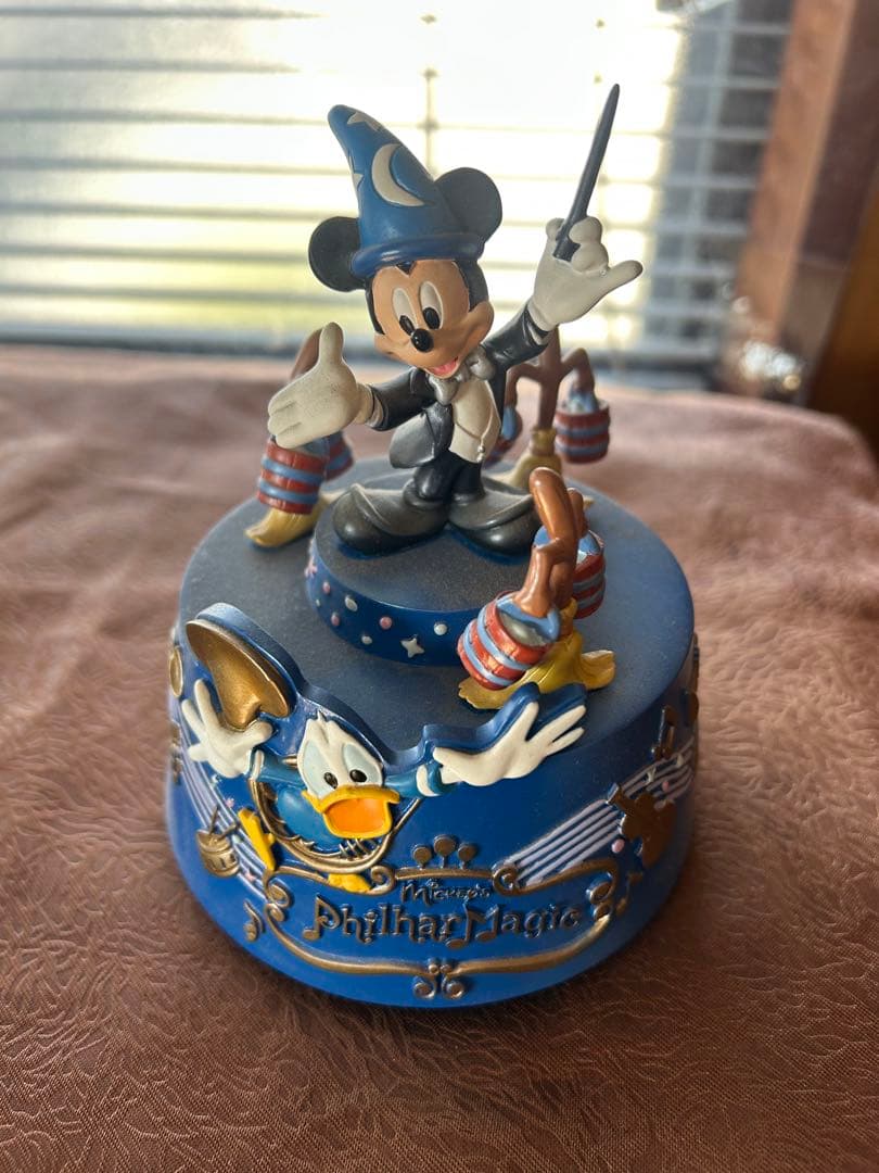 ミッキーマウス ファンタジア フィギュア enesco ファンタジア ミッキー アニバーサリーモデル フィギュア 高さ