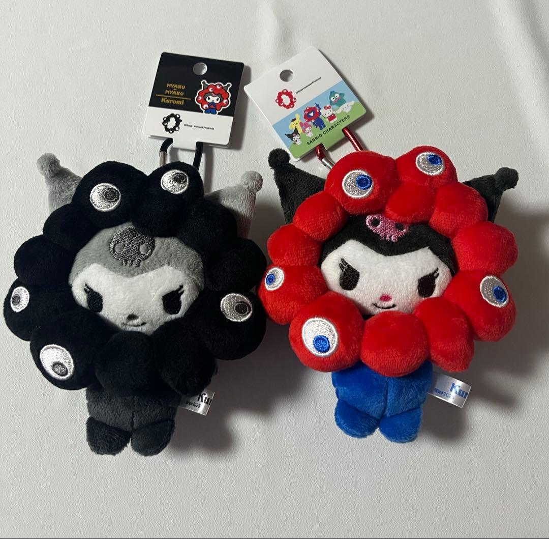 サンリオ×ミャクミャク なりきりぬいぐるみ 赤 黒 クロミちゃん 新品 サンリオキャラクターズ ミャクミャクなりきりぬいぐるみM クロミ
