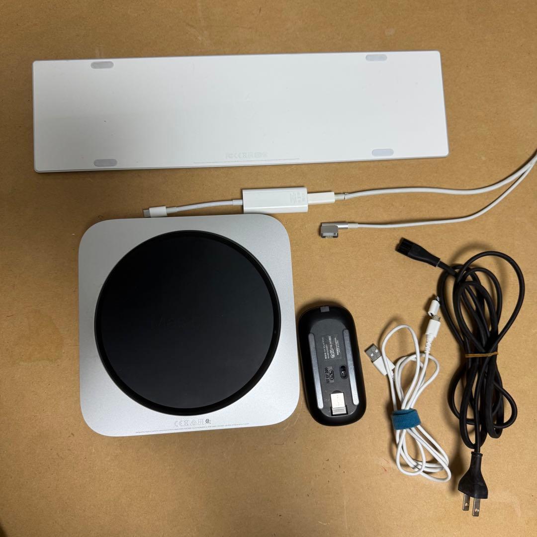 Macmini m2 Pro(上位モデル)＋純正キーボード＆モニター