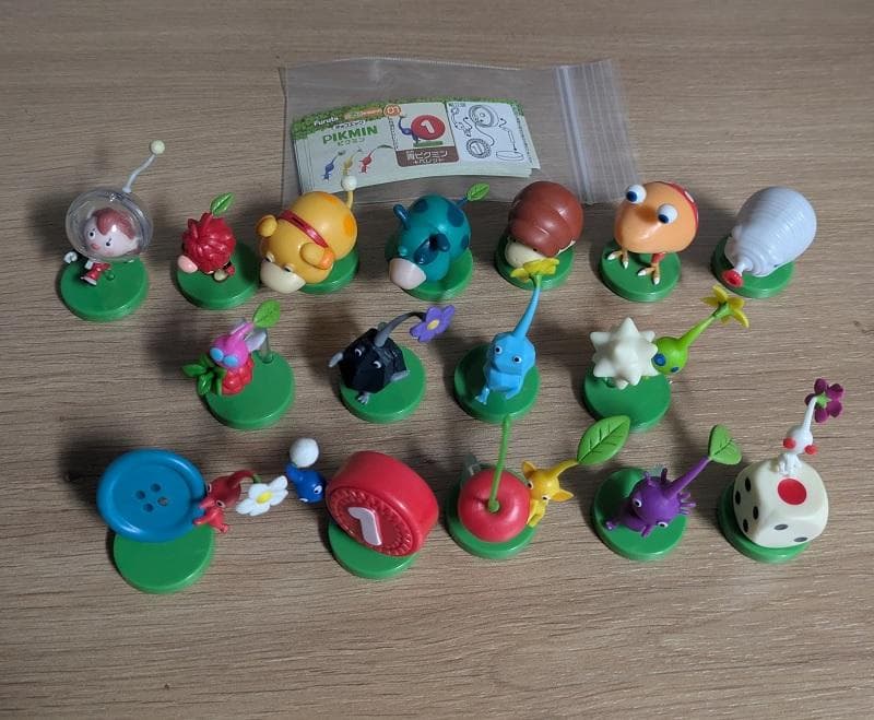 フルタ製菓 チョコエッグ ピクミン コンプリート 台紙付き 71+AgnVI0rL._AC_UF350,