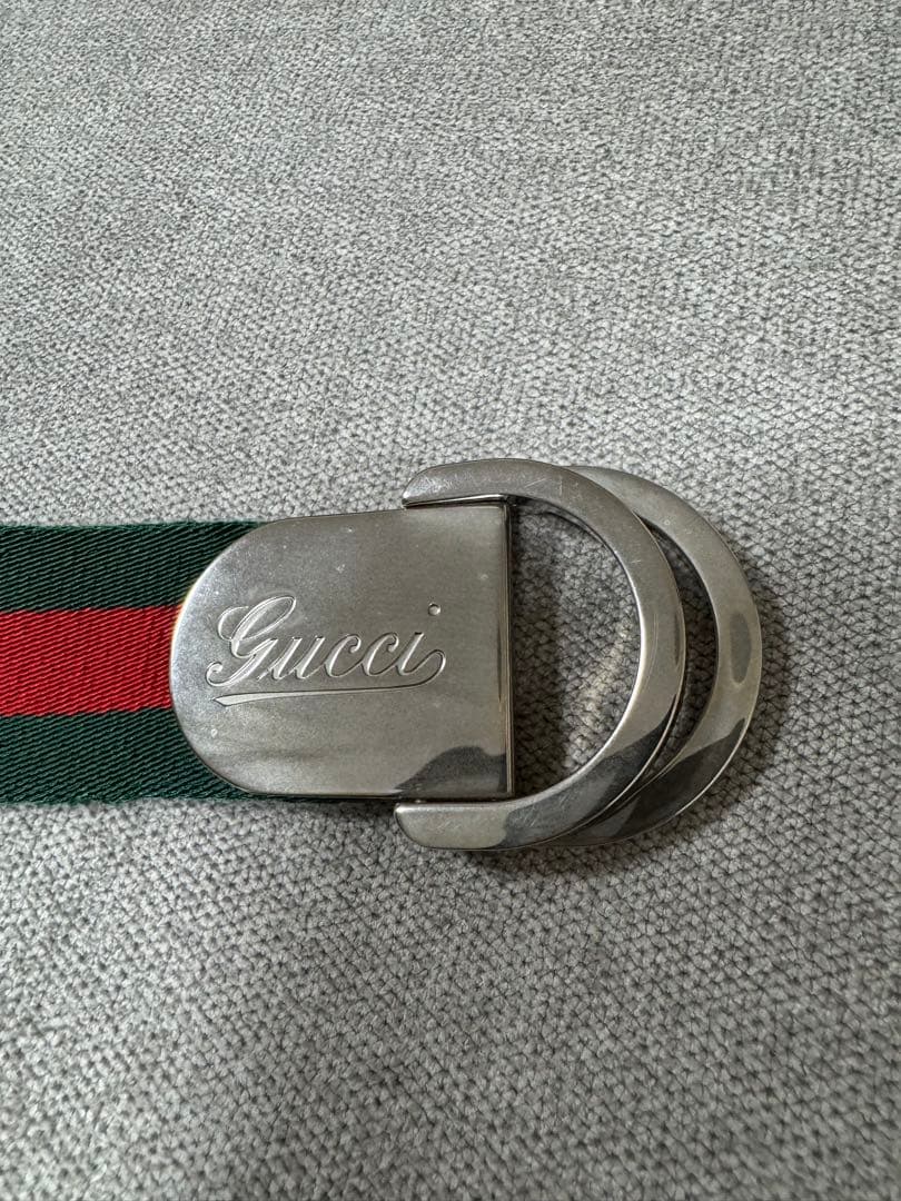 Gucci 緑赤ストライプ ベルト　美品 エラスティック ウェブ ストライプ ラゲージ バンド ・グリーン