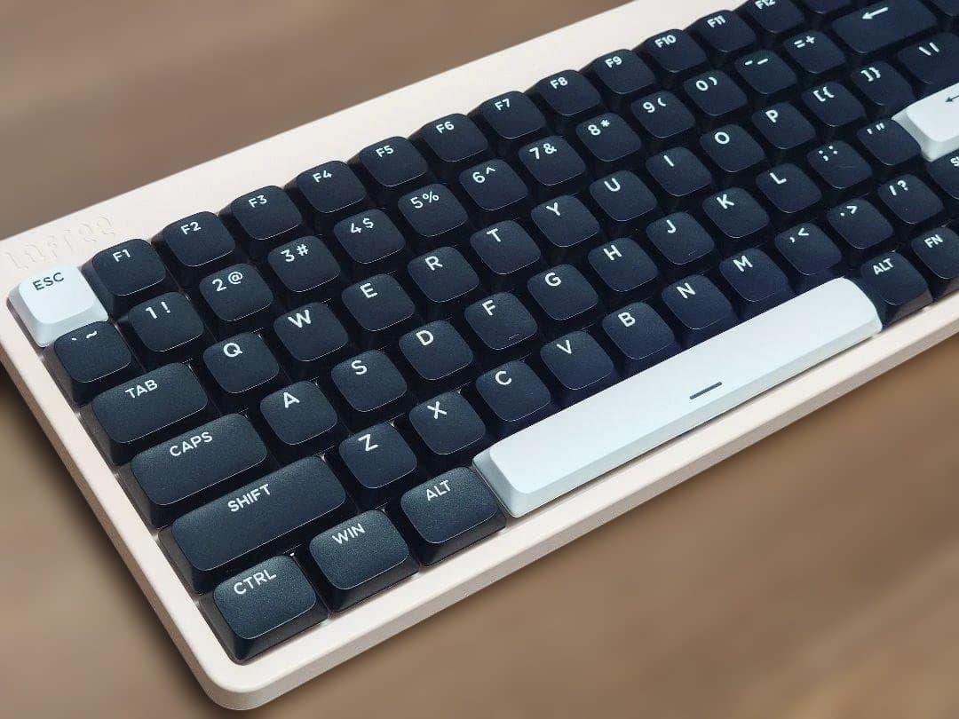 静音仕様◆LOFREE Flow Lite 84（ピンク）【最新Pink軸搭載】