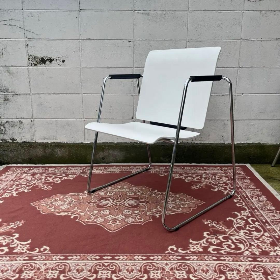 ブルガリア製 ◆ SEATTABLE アームチェア×ワークテーブル 2WAY式 楽天市場】アームチェア 板座 ウォールナット材 健康家具