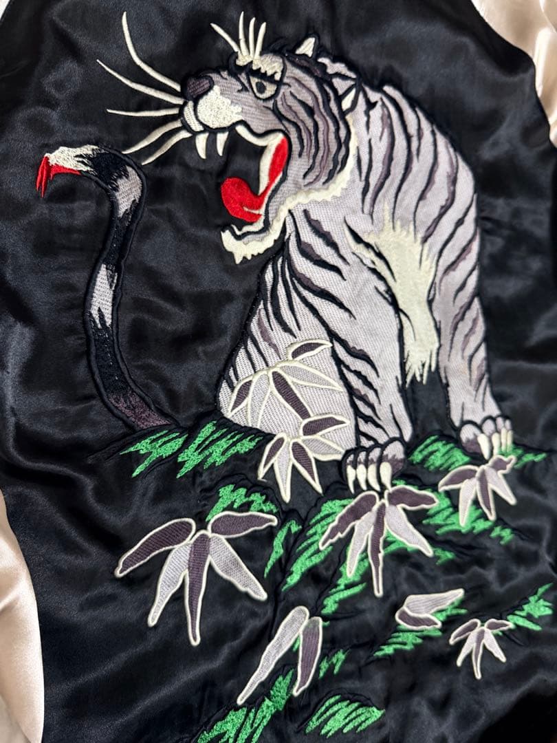 VOMANIE 虎 日本限定 スカジャン vintage サテン unisex