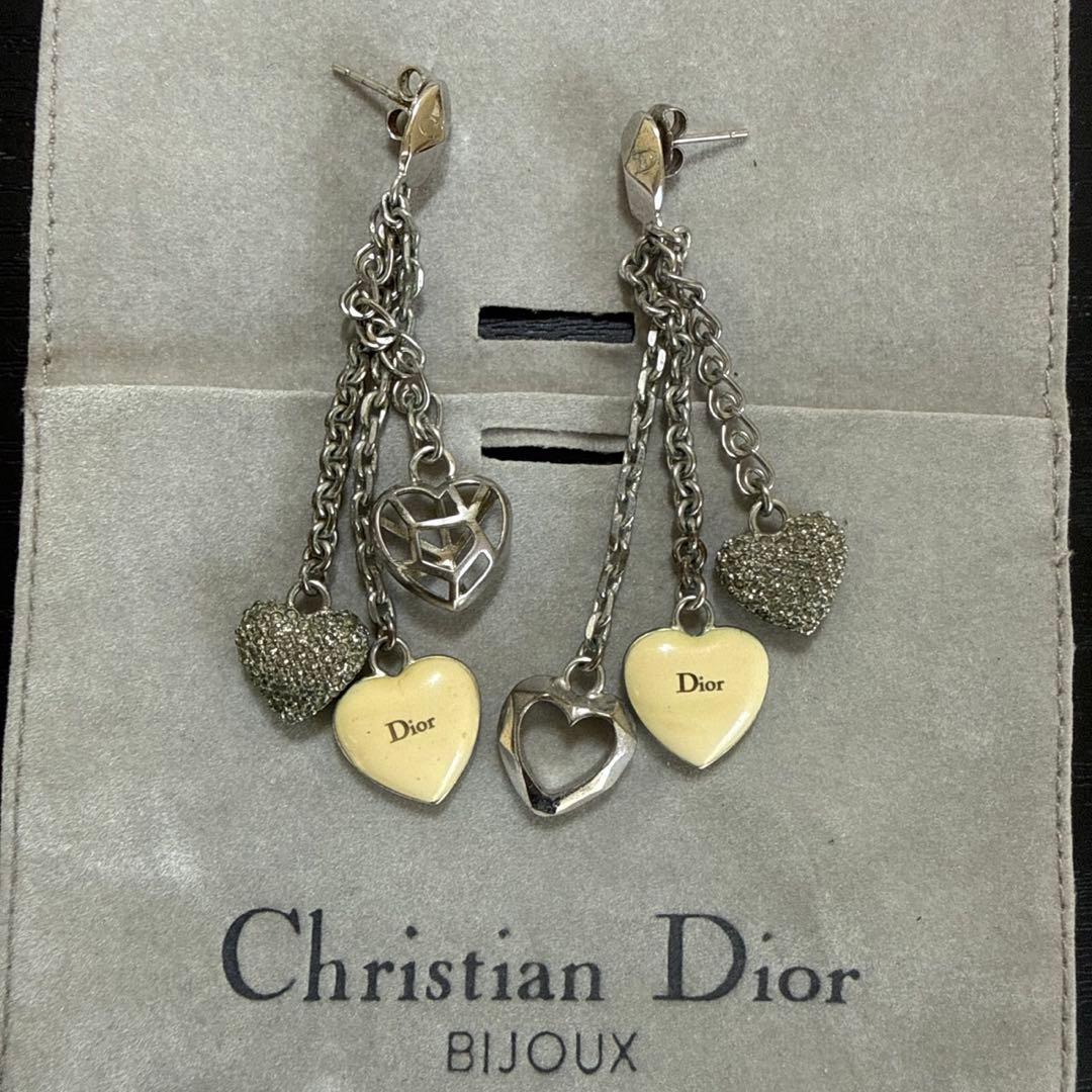 ChristianDior ラインストーン付きハートモチーフピアス　シルバー Christian Dior クリスチャンディオール ラインストーン付きハート