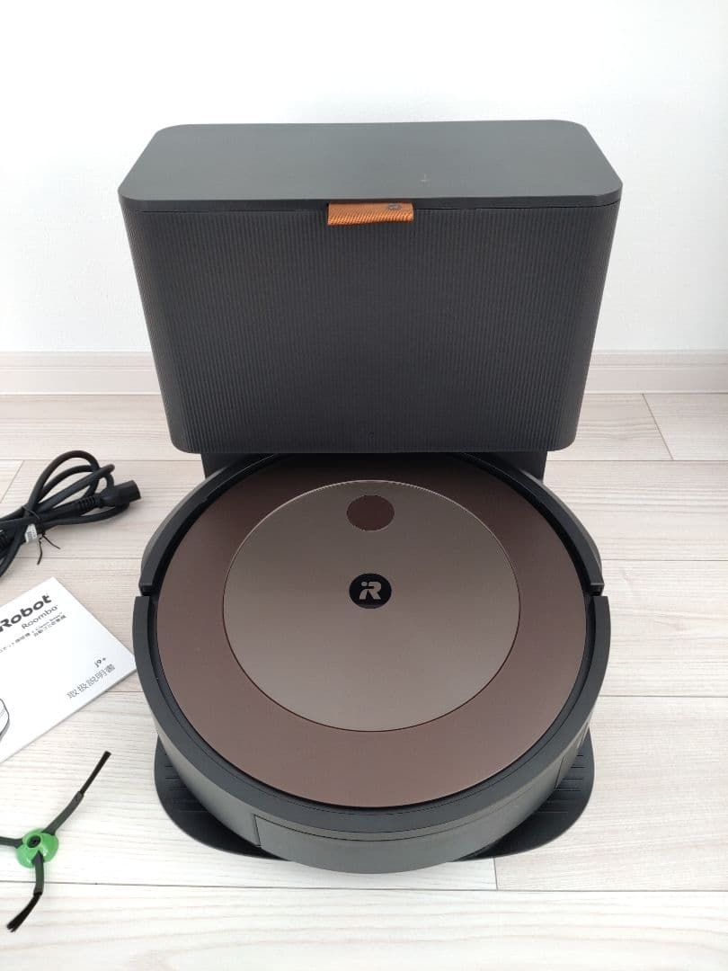 iRobot Roomba j9+　ロボット掃除機+Clean Base Roomba Combo® j9+ Auto-Fill Robot Vacuum & Mop