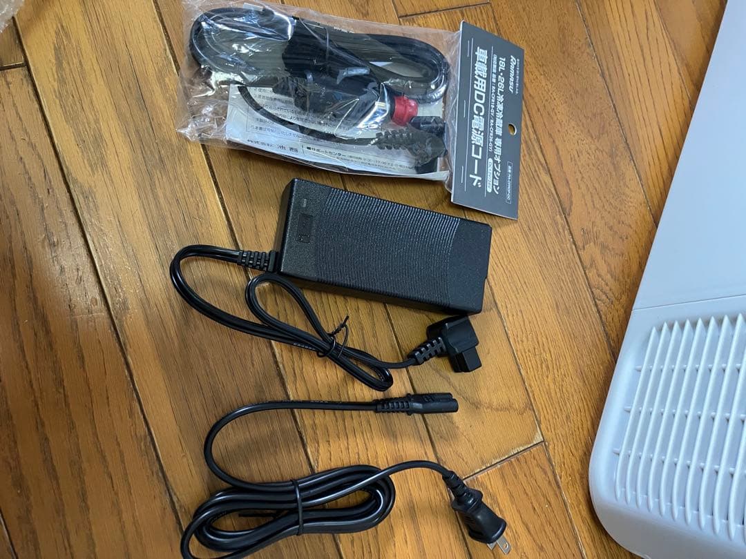 池商 ポータブル冷凍冷蔵庫 　RA-CFR26-WG 　26L　未使用品