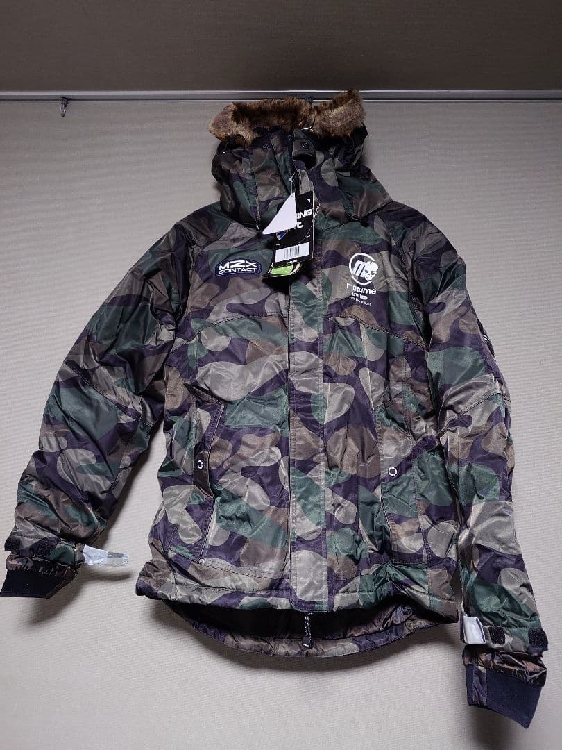 【新品未使用】MAZUME　フィッシングスーツ　迷彩柄　Lサイズ　タグ付き mazume CONTACT ALL WEATHER SUIT MZFW-870