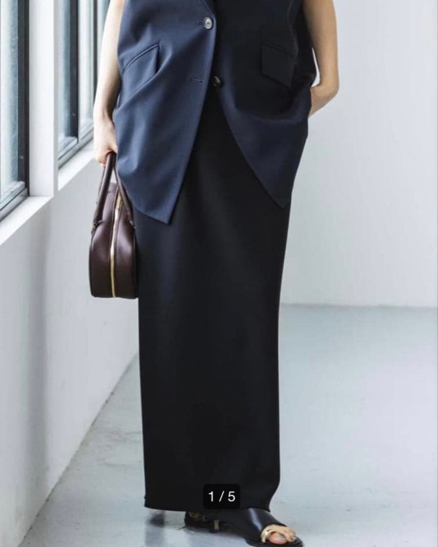 noble コンフォートジャージーライクタイトスカート 36 NOBLE コンフォートジャージーライクタイトスカート36 - メルカリ