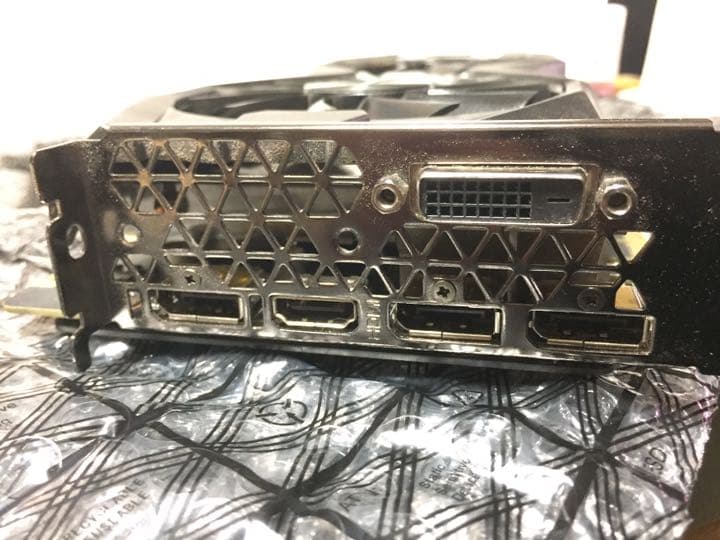 グラフィックボード・グラボ・ビデオカード ZOTAC GTX1080 AMP EDITION