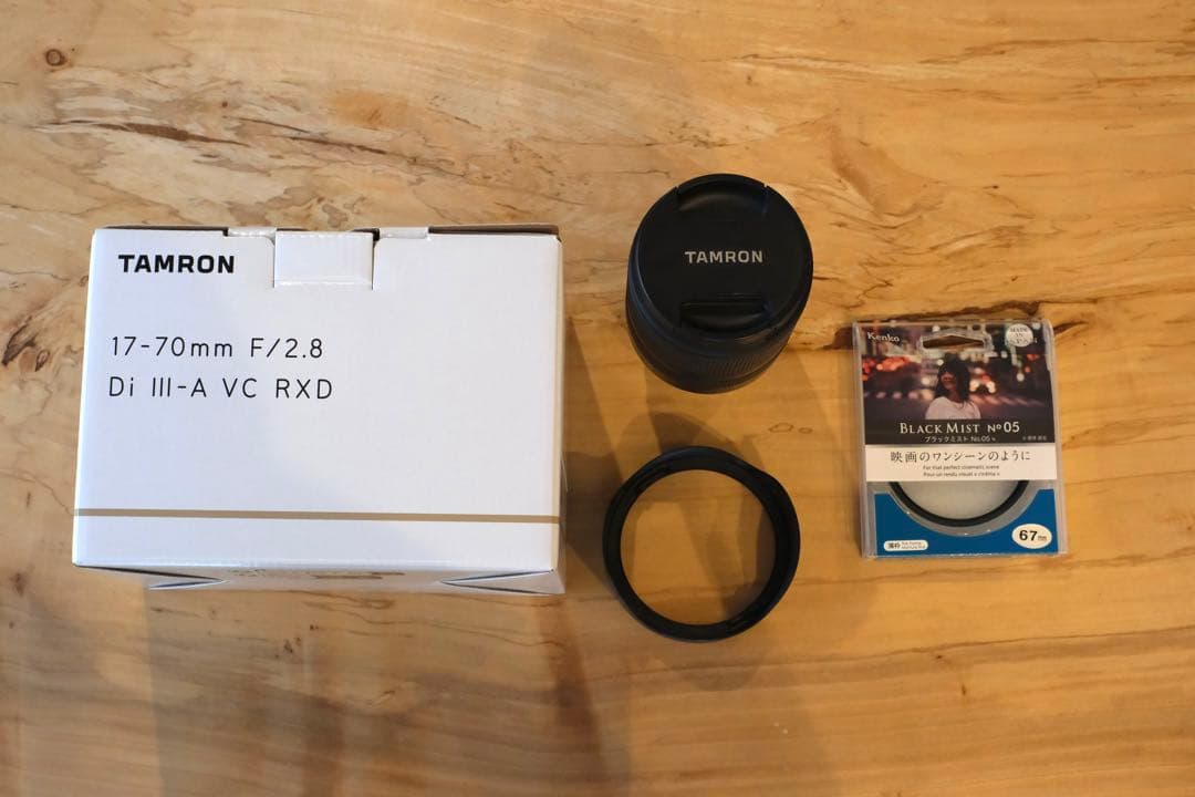 【中古美品】【fuji Xマウント】タムロン 17-70mm F2.8 タムロン 17-70mm F/2.8 Di III-A VC RXD｜富士フイルムXマウントに