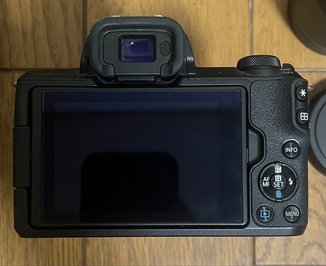 Canon EOS kiss m ミラーレス一眼カメラ
