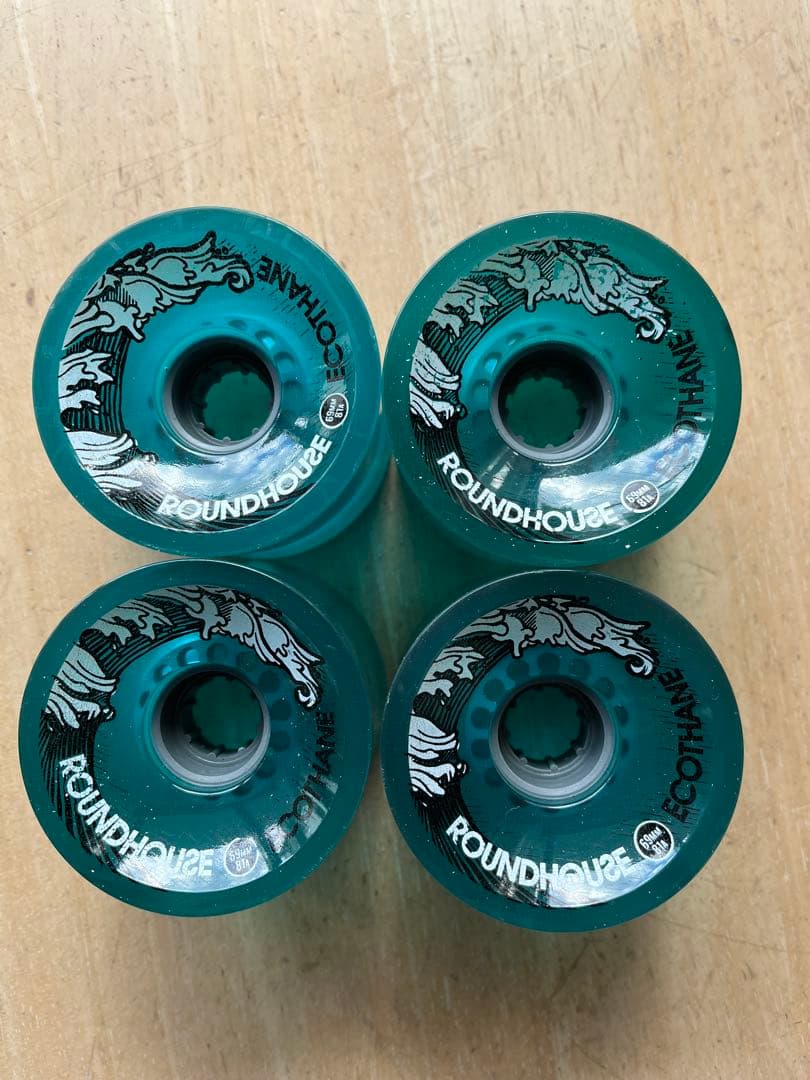 カーバースケートボード。虎。ROUNDHOUSE ウィール69mm4個セット スケートボードのウィール通販サイト Carver（カーバー）純正ROUND