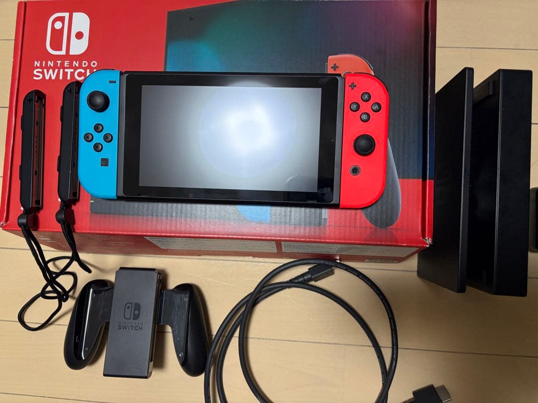 Nintendo Switch 青/赤 本体+付属品 Nintendo Switch 本体 青・赤 Amazon.com: Nintendo Switch – OLED