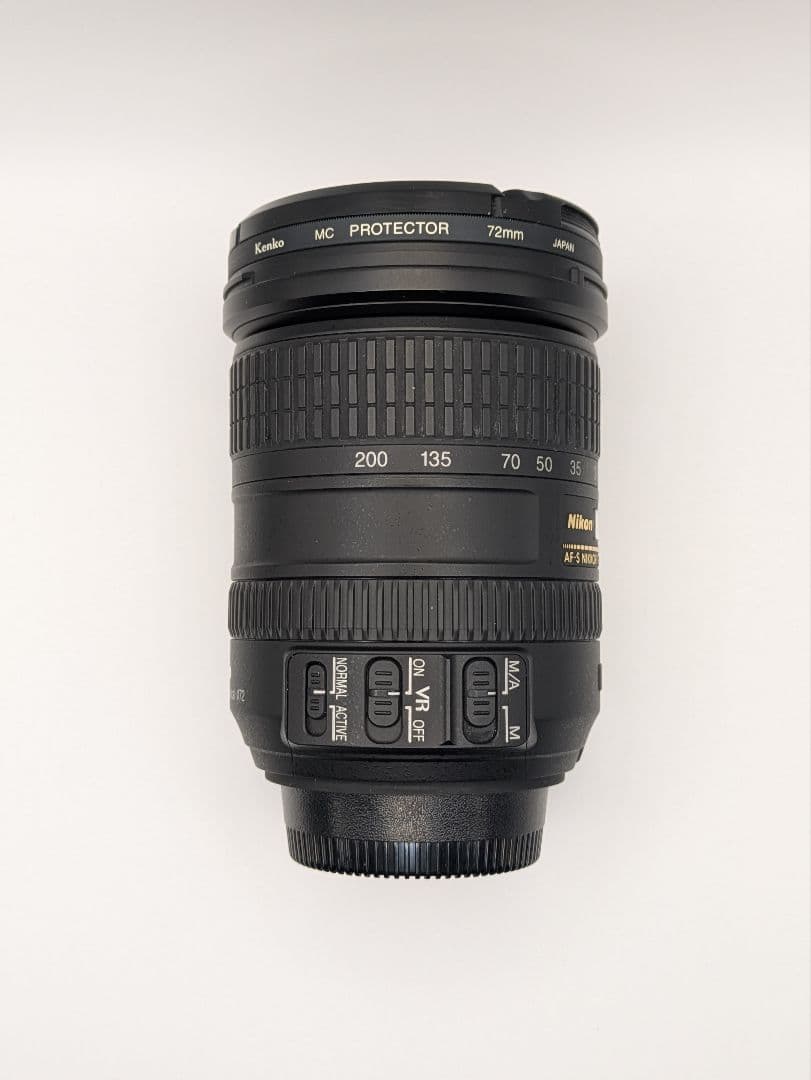 Nikon　AF-S 18-200mm3.5-5.6G ED VR