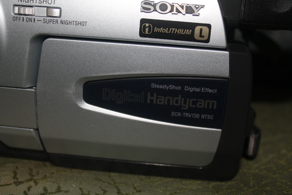 Sony DCR-TRV130 | CamcorderPedia Wiki | Fandom